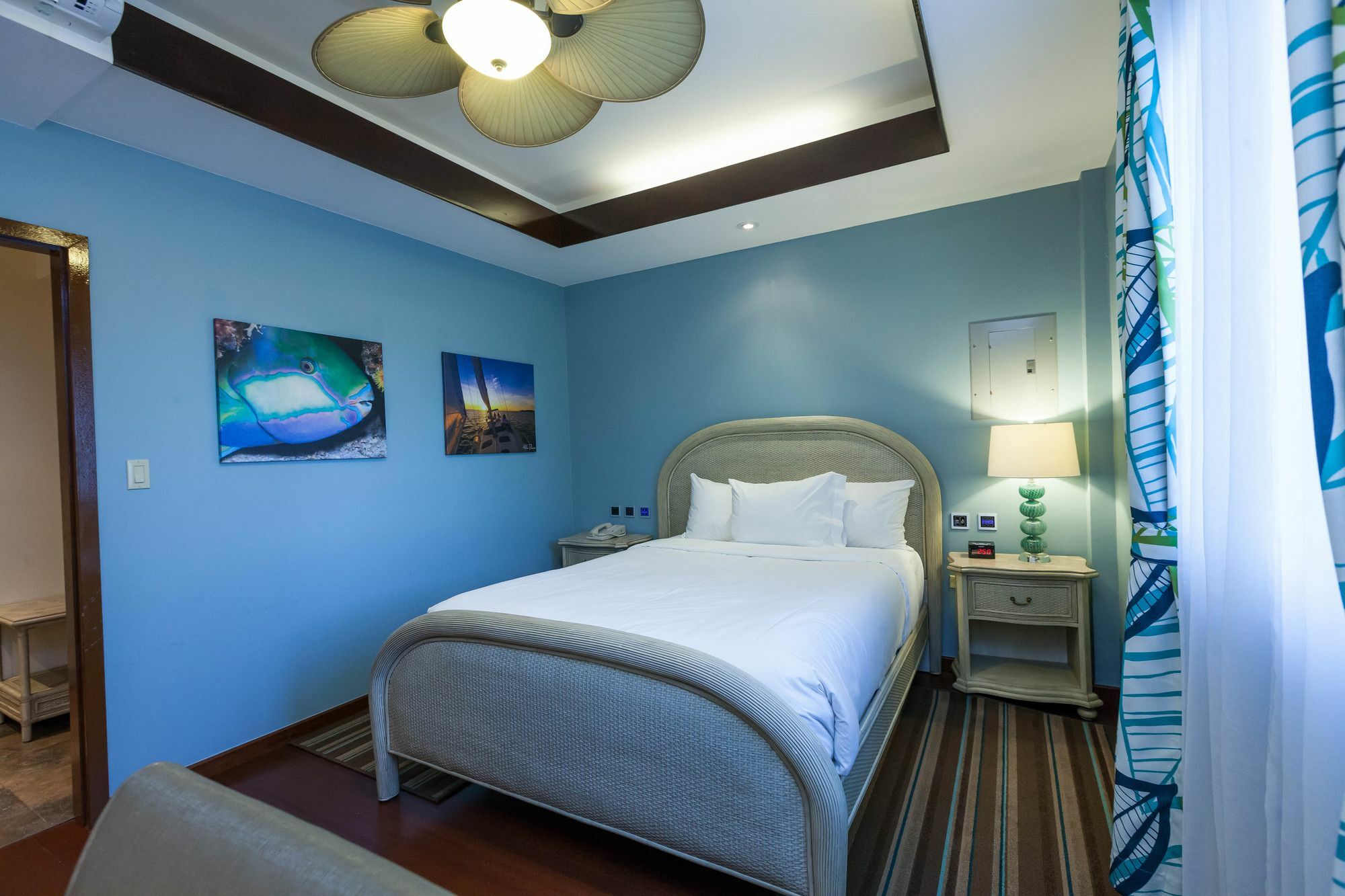 Surfrider Resort Hotel Сайпан Екстериор снимка